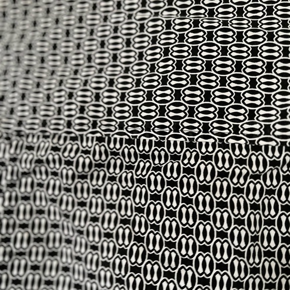 Club Monaco Pattern Print Button-down Collared Shirt - Picture 7 of 7